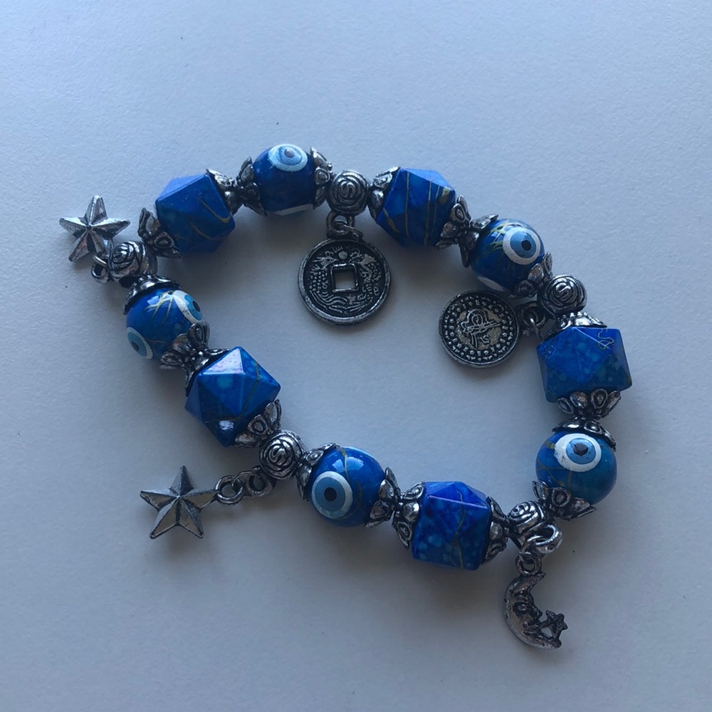 Evil eye 🧿 blue bracelet stretchy new